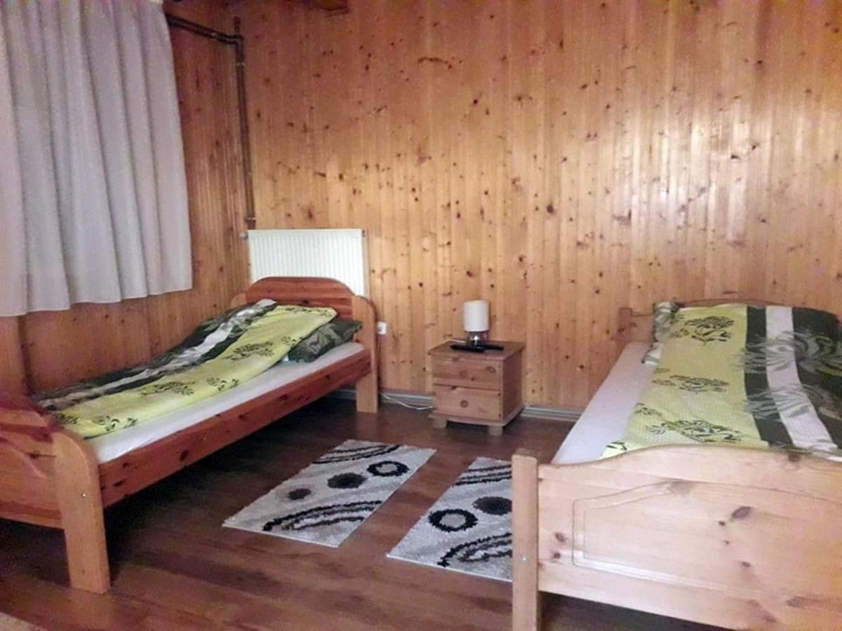 Hegyalja Vendégház Tolcsva Exterior foto